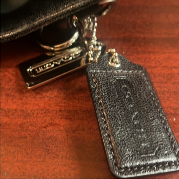 Coach Rare Limited Edition Madison Pleated Kisslock Shoulder Bag - Picture 6 of 12